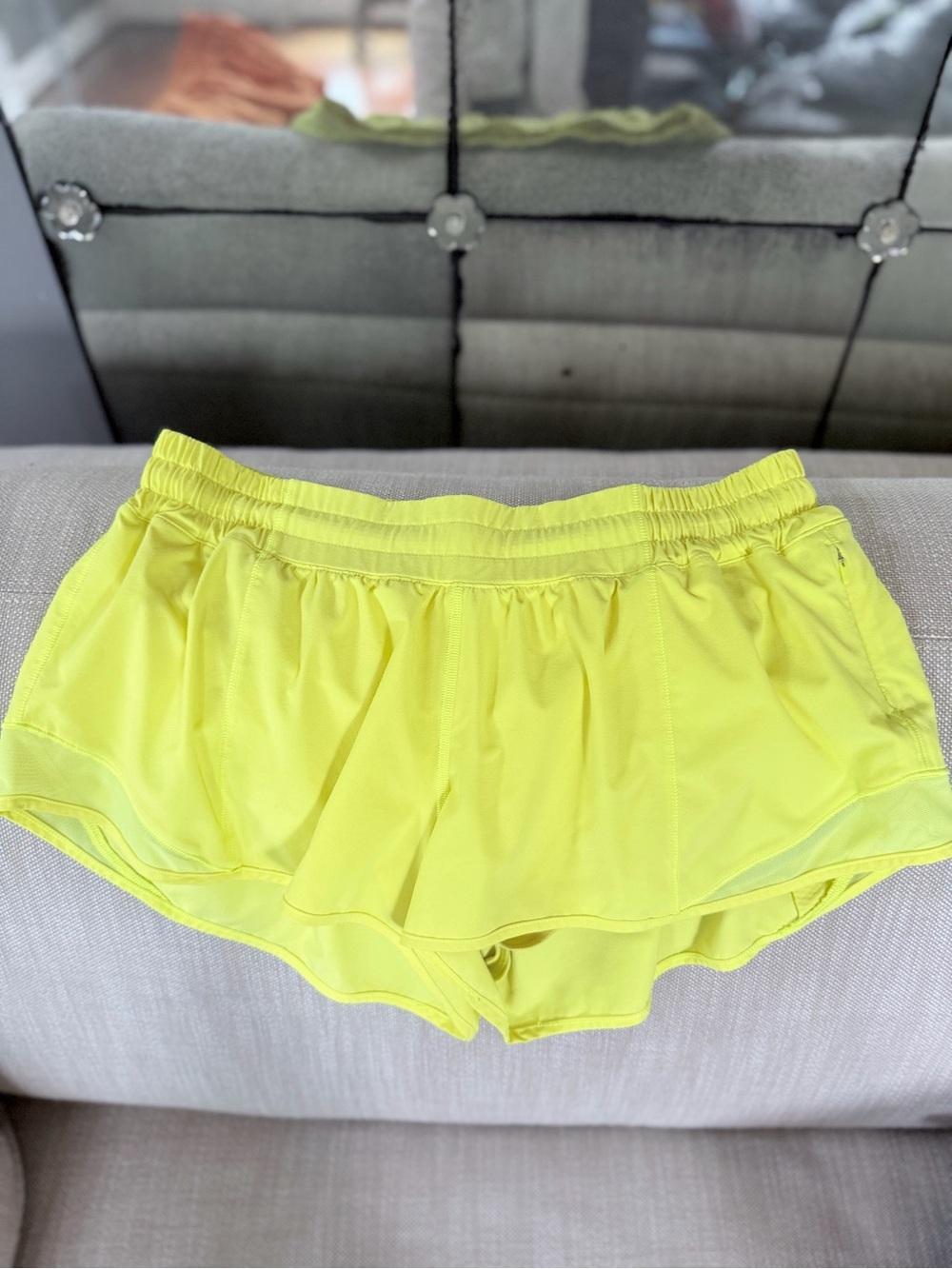 lululemon athletica hotty hot 2.5 inch inseam Yellow Layered Running Shorts